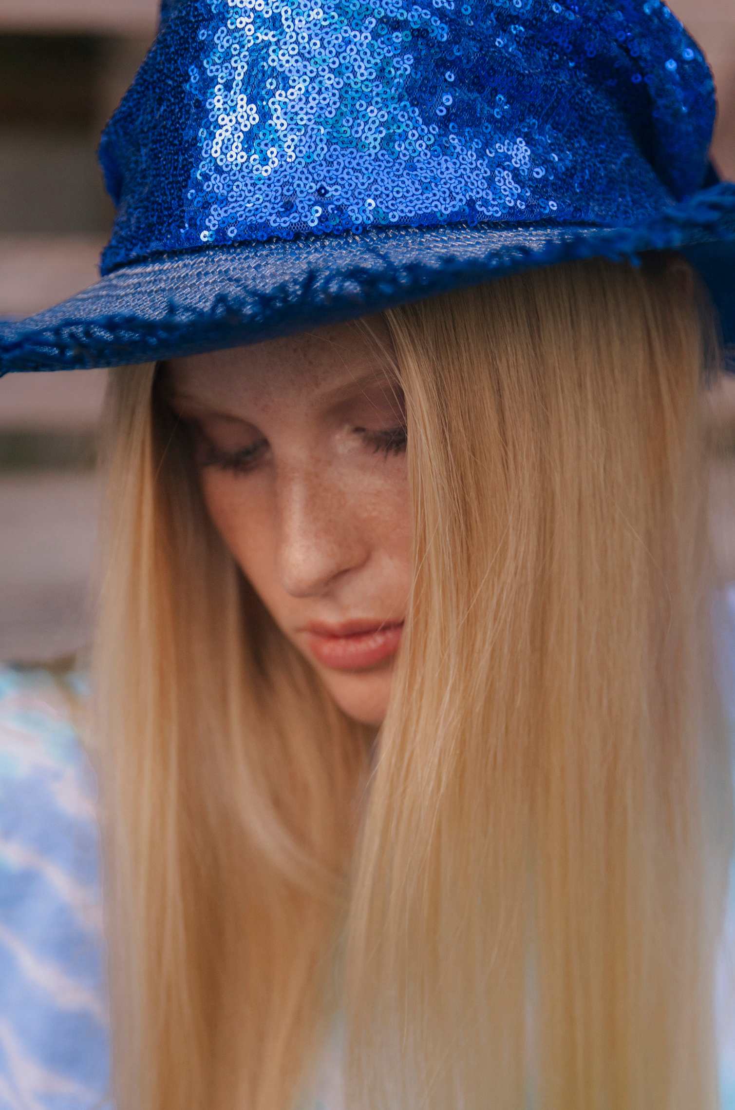 BLUE SEQUINS PANAMA HAT