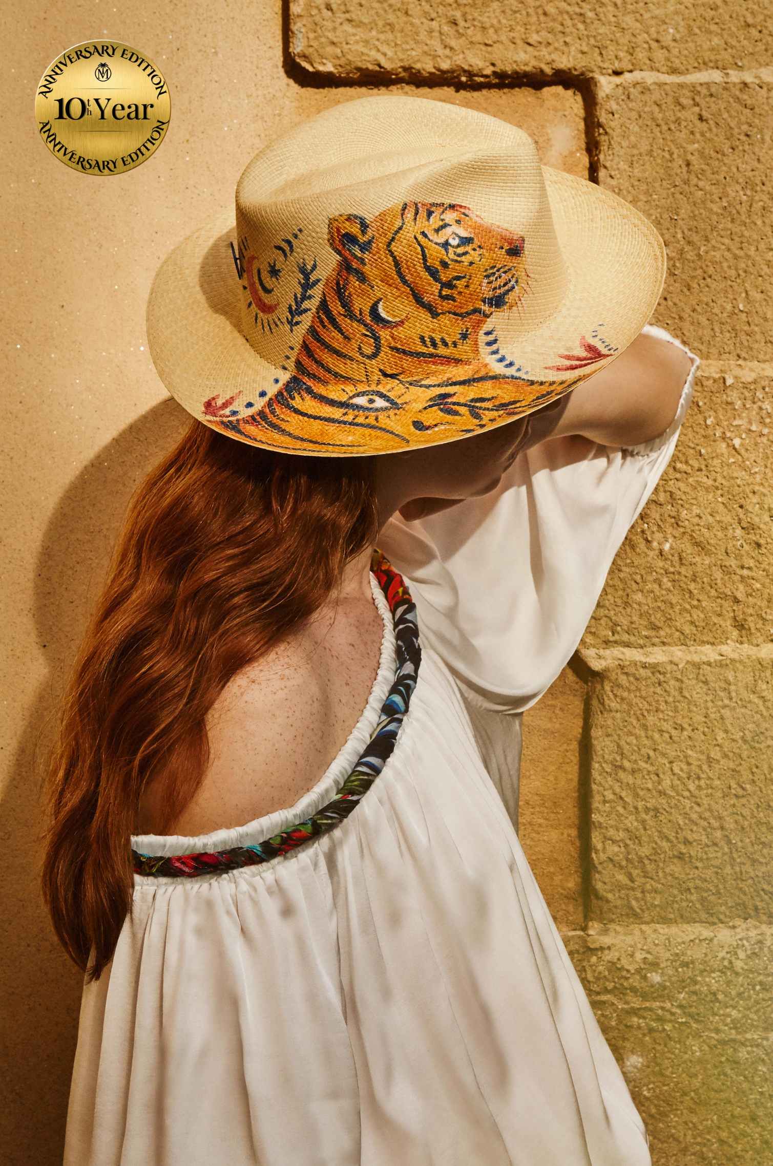 Tiger's gaze  Panama hat