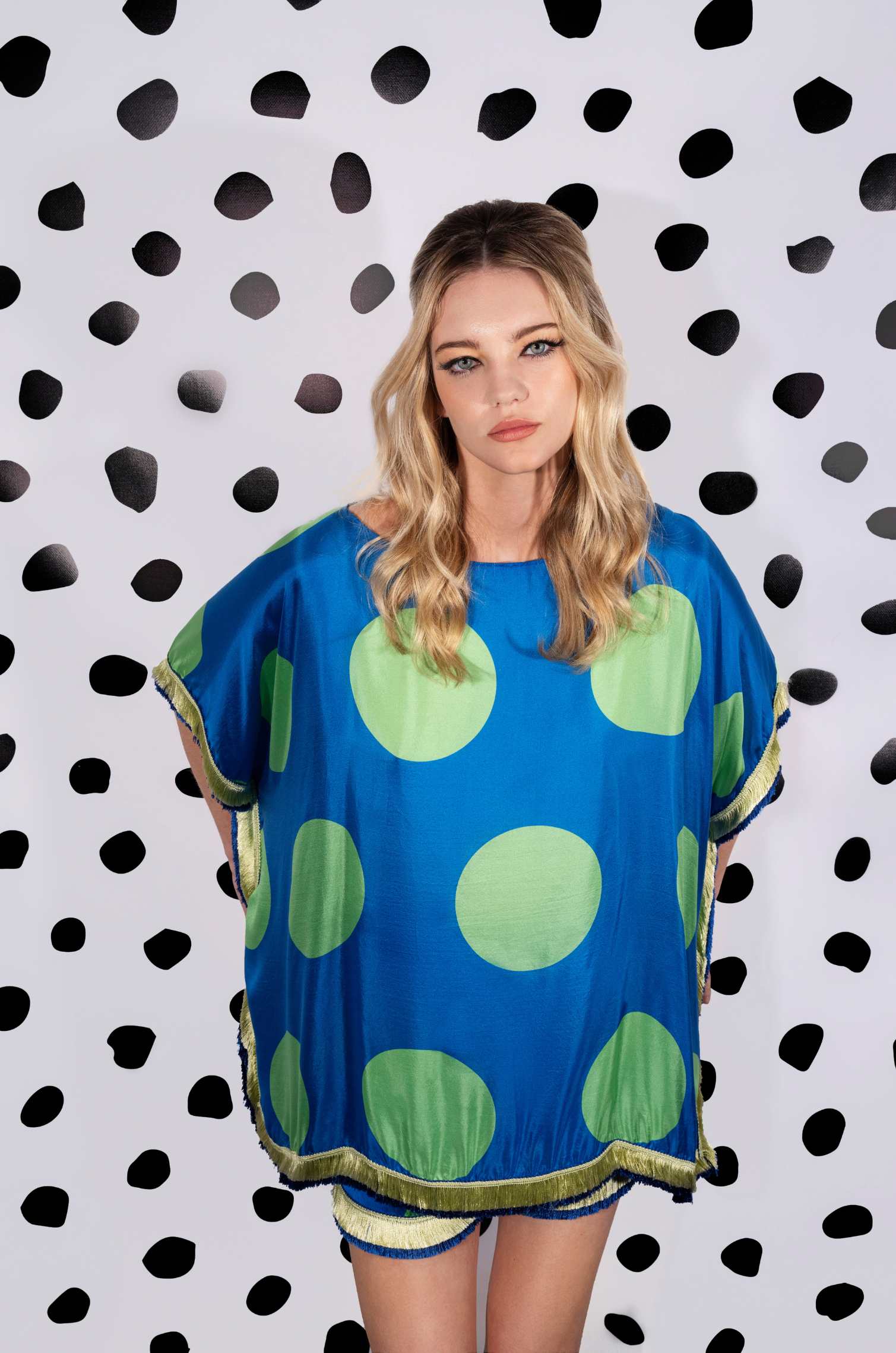 SPOT AT THE SEA 60’s SILK PONCHO