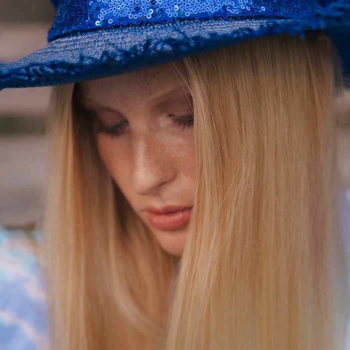 BLUE SEQUINS PANAMA HAT